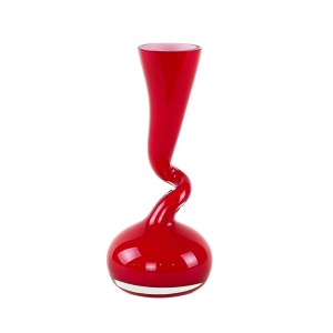 Red vase, Swing Vase, Danish design, manufactured by Normann Copenhagen, designed by Britta Bonnesen